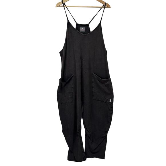 FP Movement Hot Shot Dark Gray Baggy Relaxed Jumpsuit Womens Large Relaxed Boho - Picture 1 of 12
